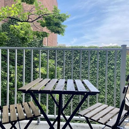 Appartement Condo Avec Terrasse Privee Dans Le Quartier Des Spectacles Montréal Eksteriør bilde