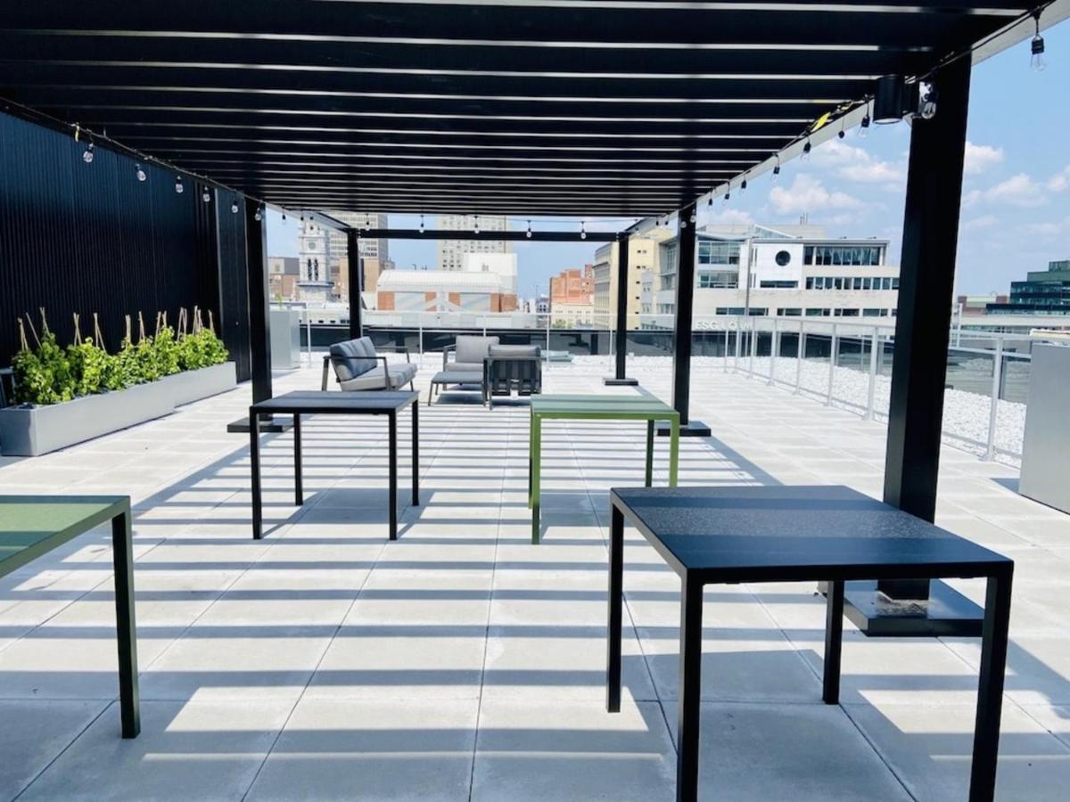 Appartement Condo Avec Terrasse Privee Dans Le Quartier Des Spectacles Montréal Eksteriør bilde